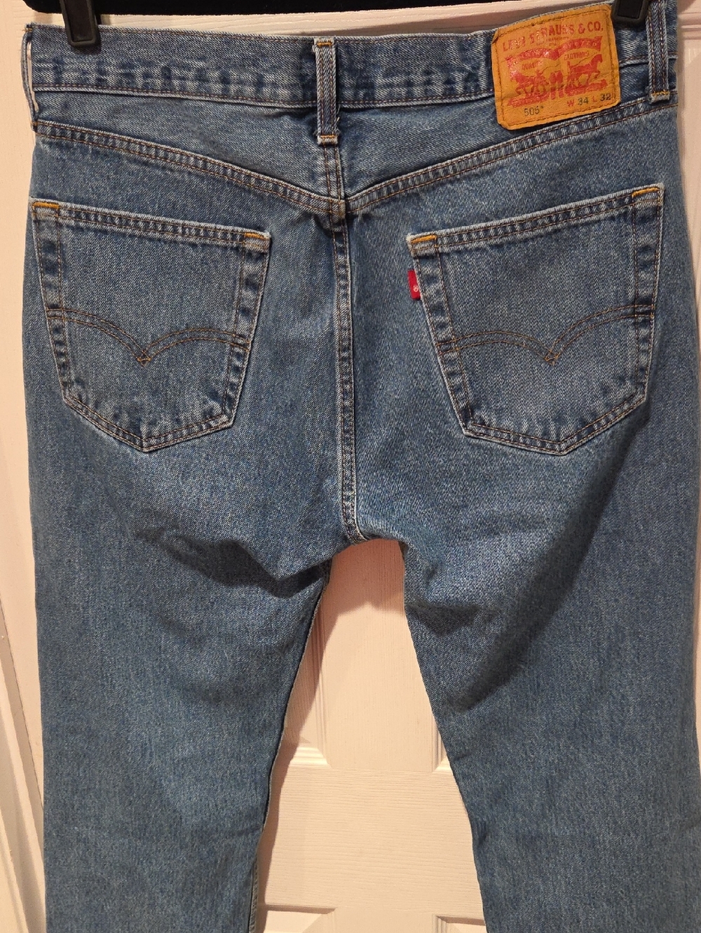 Levi's 505 Mens Red Tab Blue Denim Jeans Size 34/32